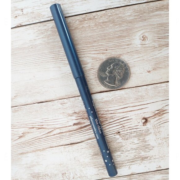 Stila Blue Ribbon Smudge Stick Waterproof Eye Liner New Coastal Grandma Preppy - Picture 4 of 5